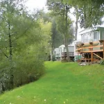 Weir Country Park منتزه العطل Holtby