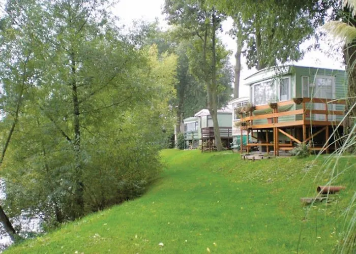 Weir Country Park Holiday park Holtby