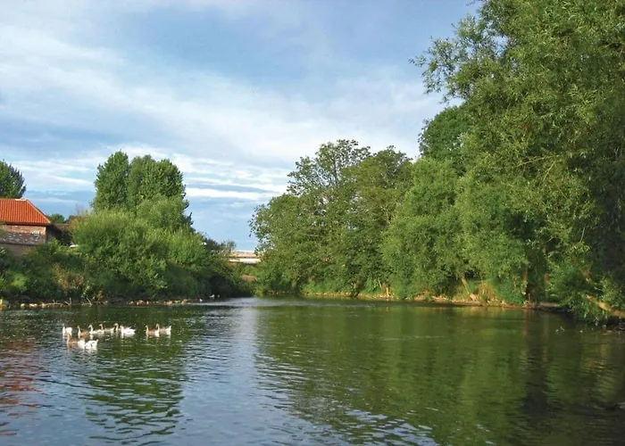 Holiday park Weir Country Park Holtby